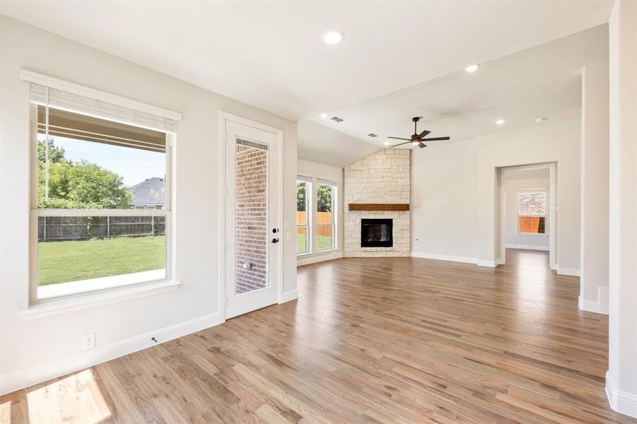 Spacious, unfurnished interior of a new home in Mockingbird Heights Classic 60, Midlothian (Image 21).