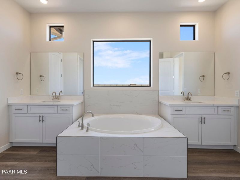 Furnished interior view inside a new home in Hidden Hills, Prescott (Image 12).