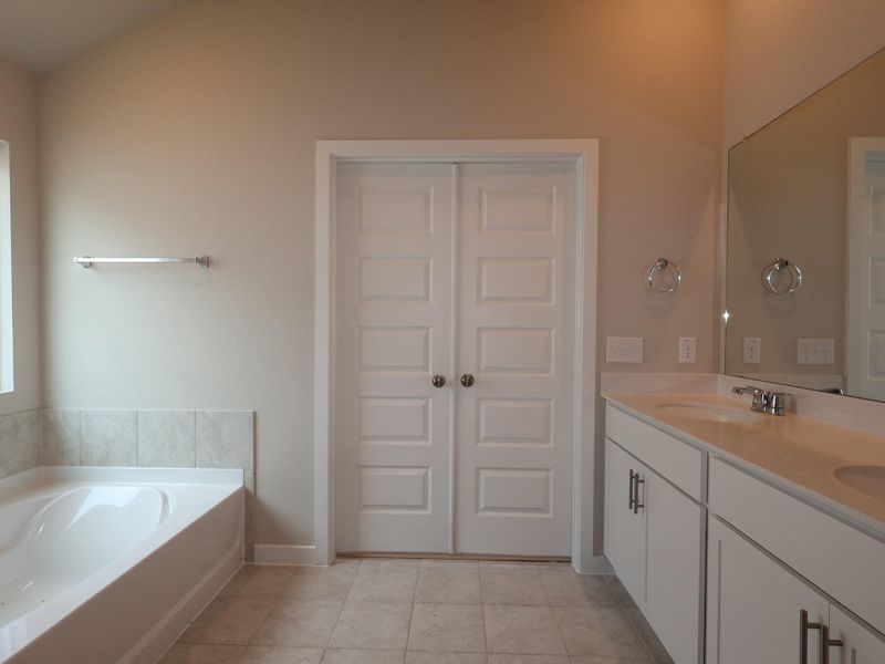Furnished interior view inside a new home in Marble Creek Crossing, Austin (Image 6).