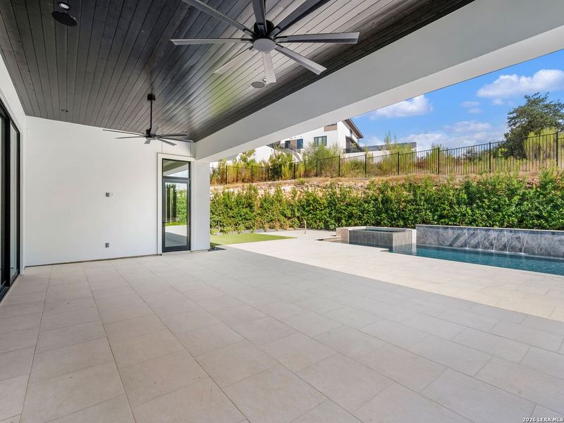 Exterior details and patio area of a home in , San Antonio (Image 3).