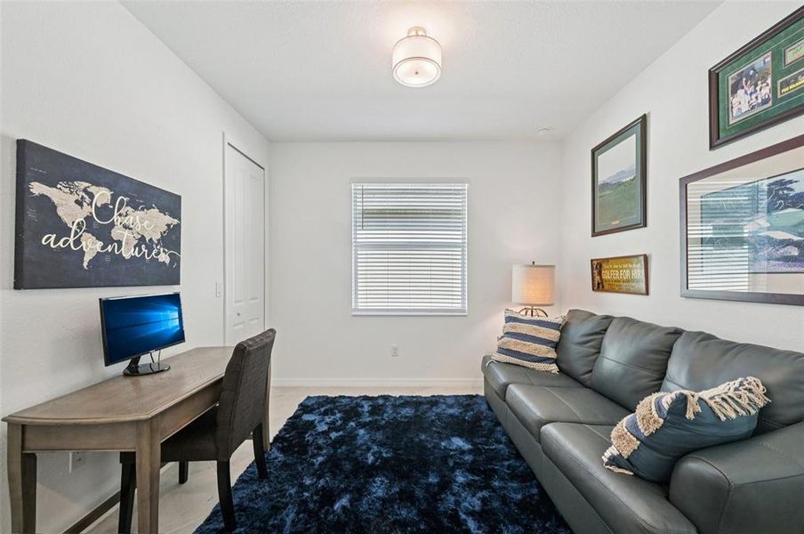 Furnished interior view inside a new home in , Venice (Image 35).