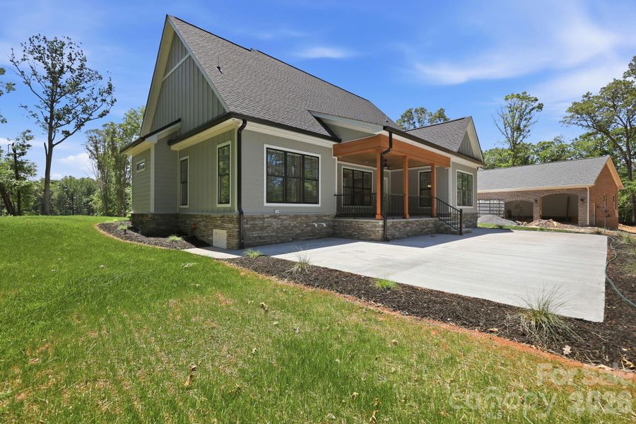 Exterior details and patio area of a home in , Lewisville (Image 3).