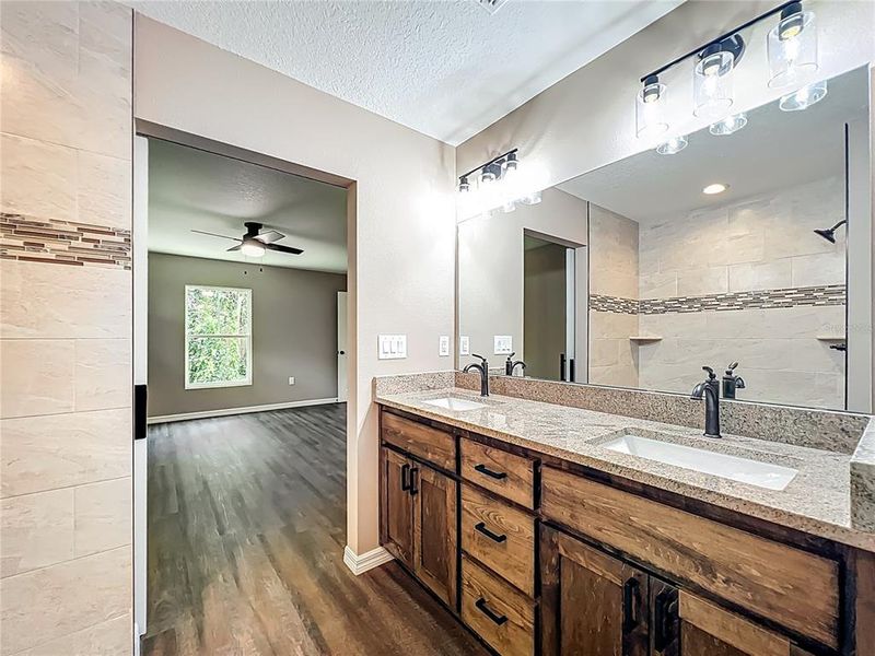 Furnished interior view inside a new home in , Lake Panasoffkee (Image 25).