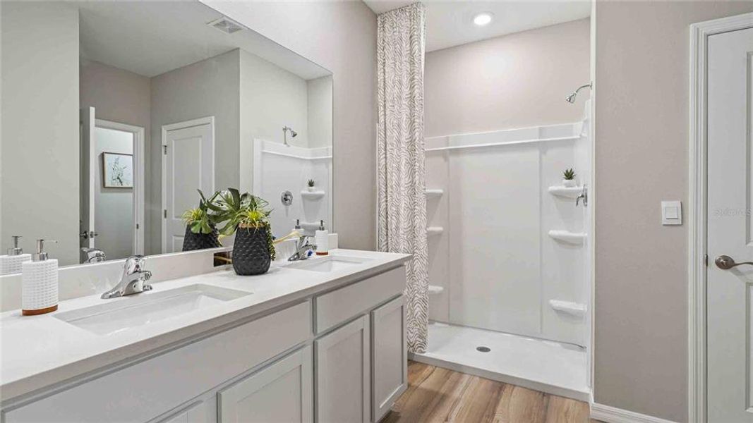 Furnished interior view inside a new home in Avalon Woods, Newberry (Image 21).