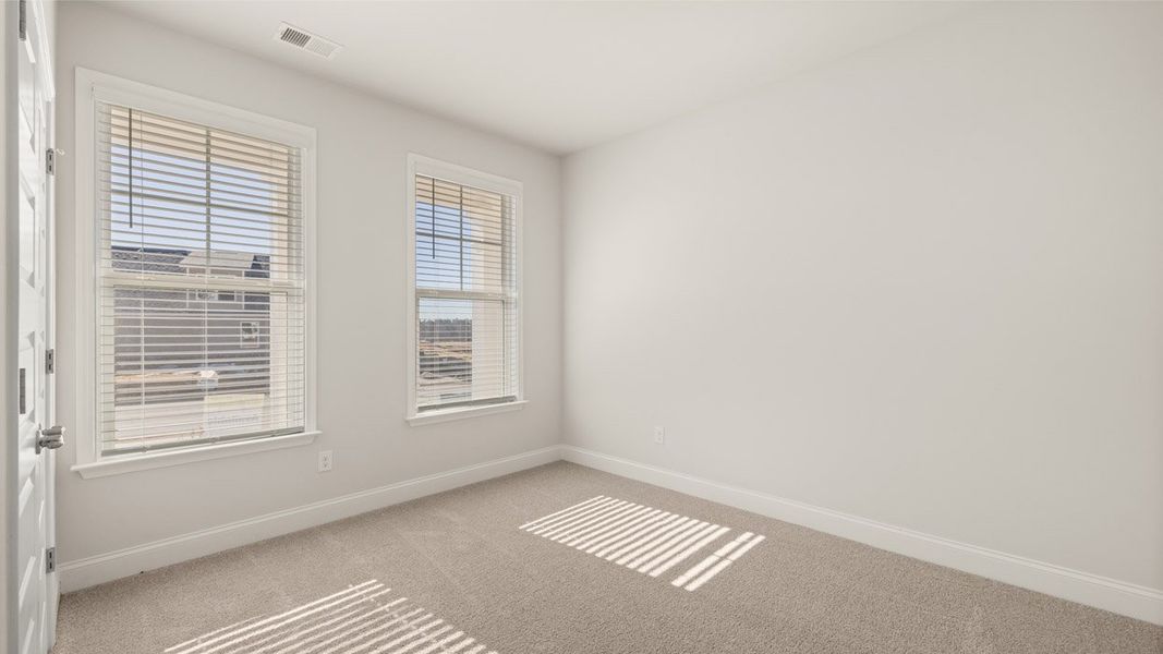 Spacious, unfurnished interior of a new home in Oak Ridge Meadows - Active Adult, Locust Grove (Image 26).