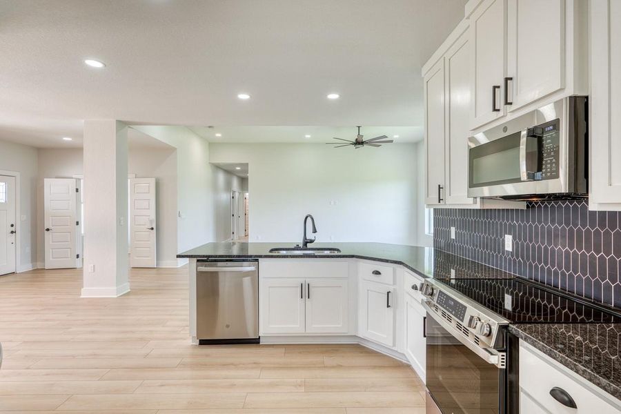 Furnished interior view inside a new home in , Kingsland (Image 7).