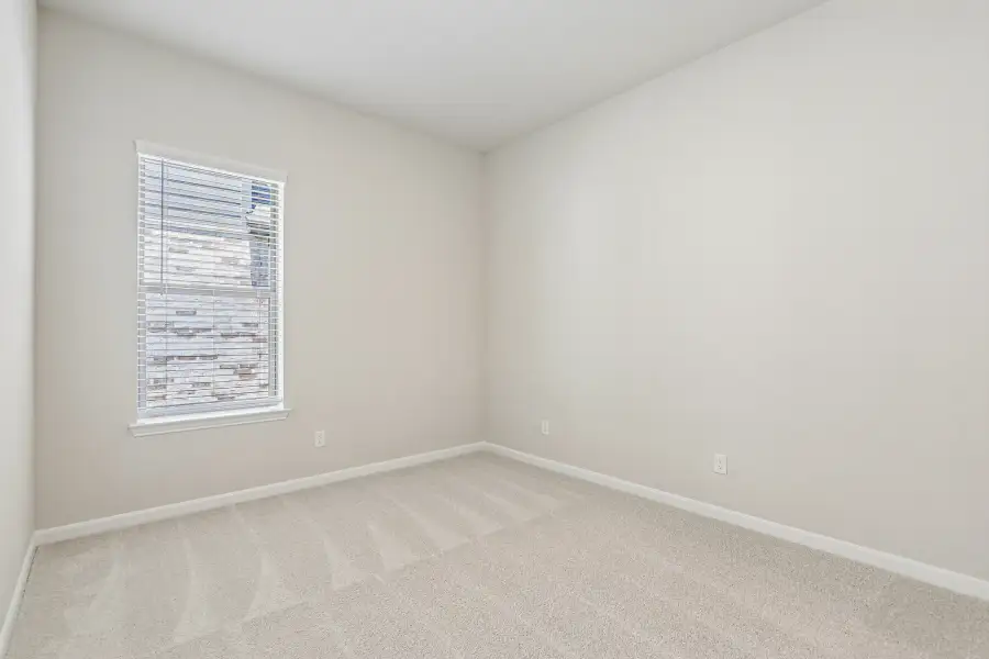 Spacious, unfurnished interior of a new home in Ribbonwood, Aubrey (Image 20).