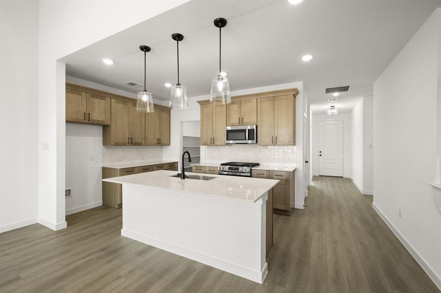 669 Tyronza- Kitchen-1