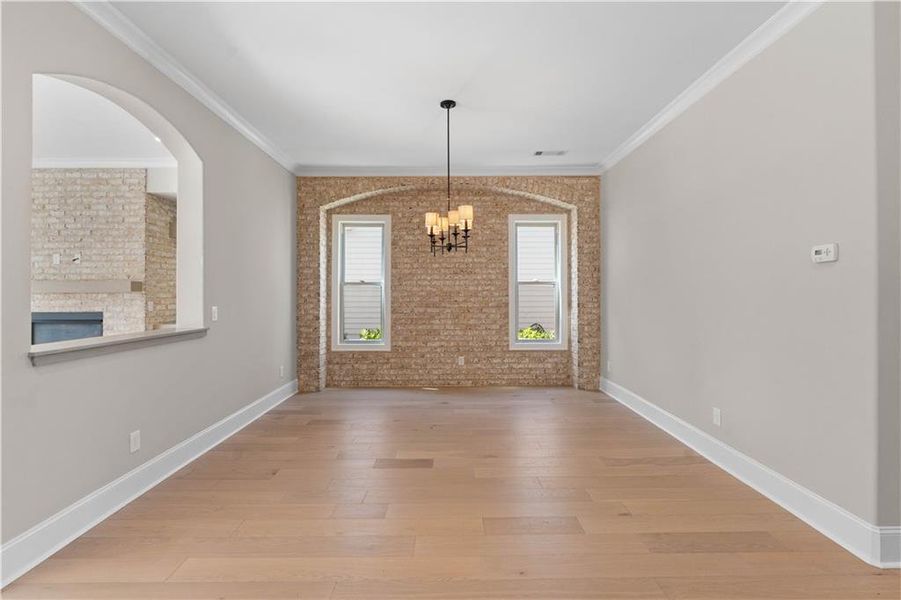 Spacious, unfurnished interior of a new home in Bellwyn, Johns Creek (Image 31).