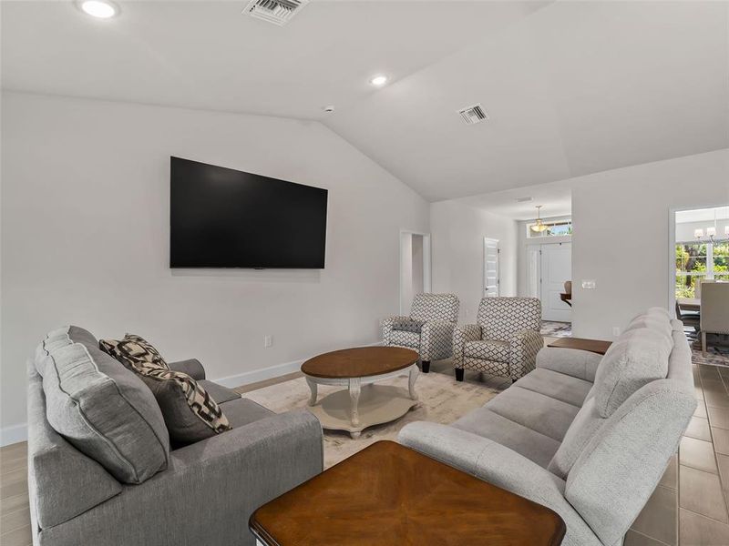 Furnished interior view inside a new home in Port Charlotte, Port Charlotte (Image 60).