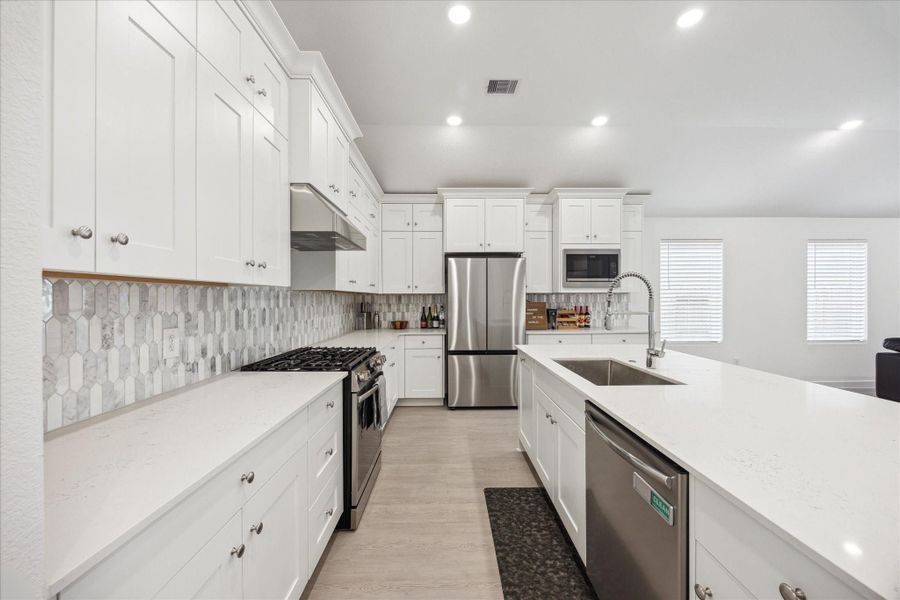 Image 17 of a home in .