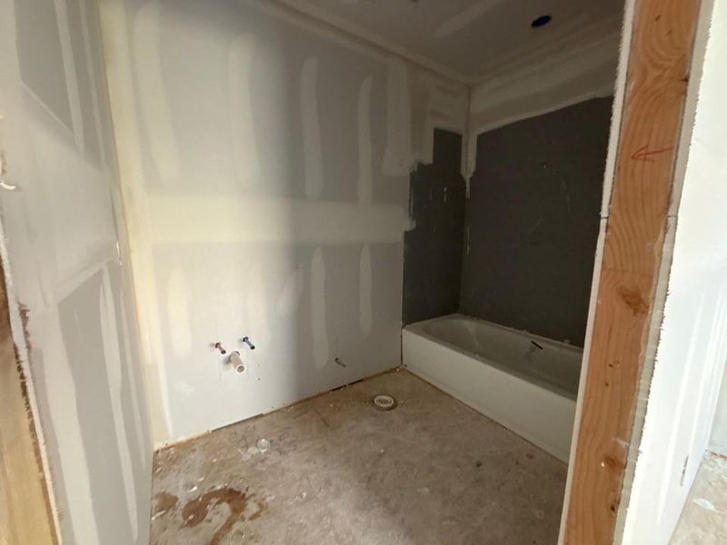 In-progress construction of a new home in Waterford Park, Weatherford, TX (Image 17).