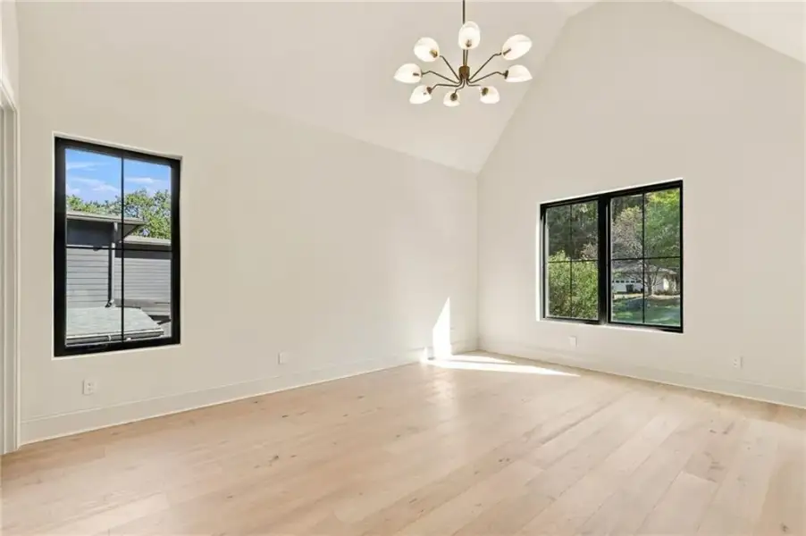 Spacious, unfurnished interior of a new home in , Sandy Springs (Image 29).