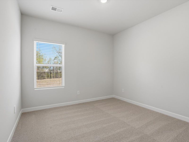 Spacious, unfurnished interior of a new home in Collier Ridge, Moore (Image 19).