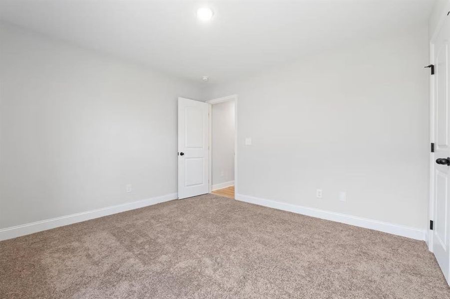 Spacious, unfurnished interior of a new home in Meadow Ridge Estates, Josephine (Image 28).