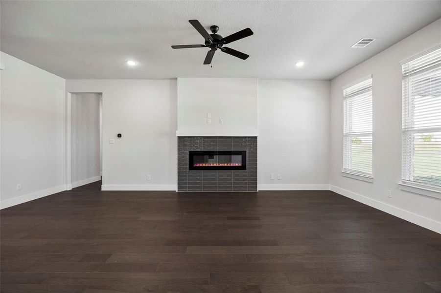Spacious, unfurnished interior of a new home in The Arbors Midlothian, Midlothian (Image 15).