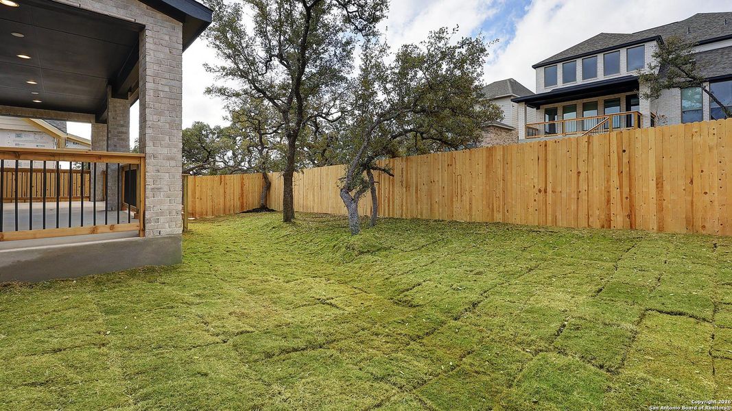 Exterior details and patio area of a home in Ranches At Creekside 55', Boerne (Image 28).