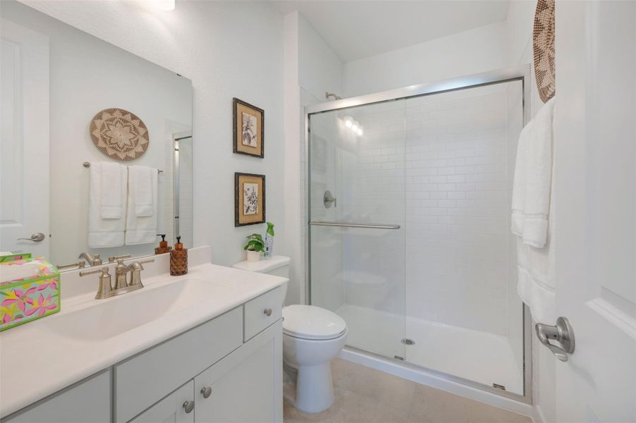 Extra Suite bath (*Photo not of actual home and used for illustration purposes only.)