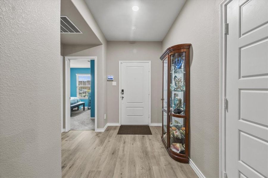 Welcoming entry Welcoming entry