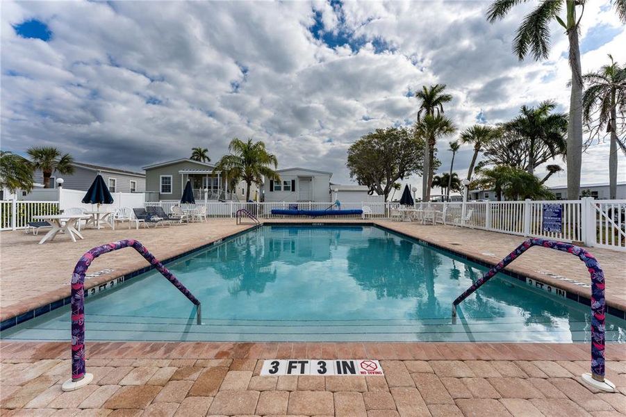 Community amenities in , Longboat Key (Image 26).
