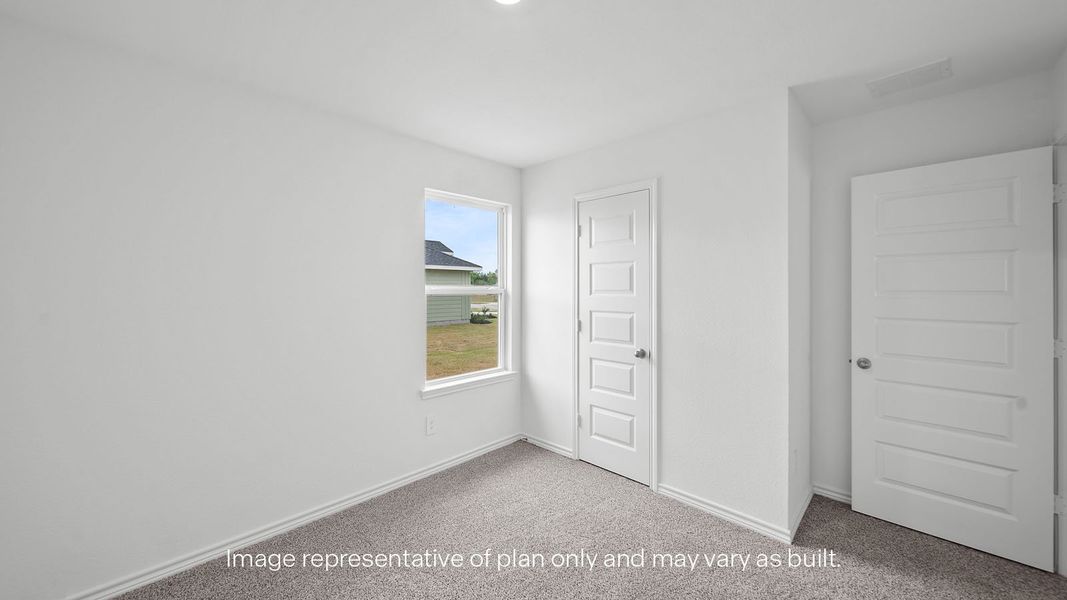 Spacious, unfurnished interior of a new home in Saratoga Crossing, Corpus Christi (Image 21).