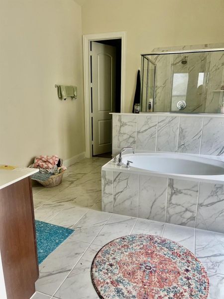 Furnished interior view inside a new home in , Katy (Image 5).
