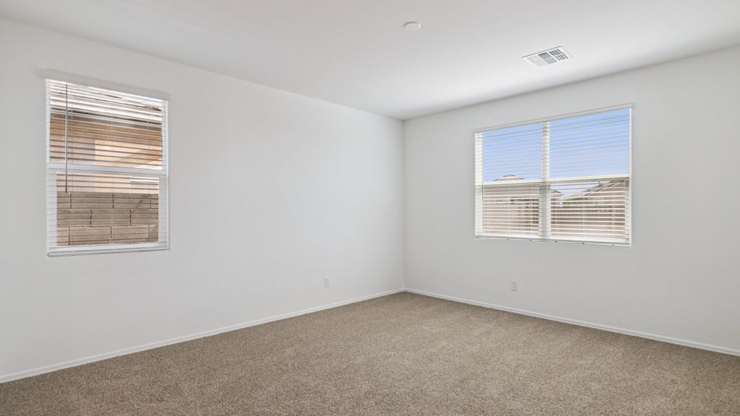 Spacious, unfurnished interior of a new home in Moonlight, Maricopa (Image 20).