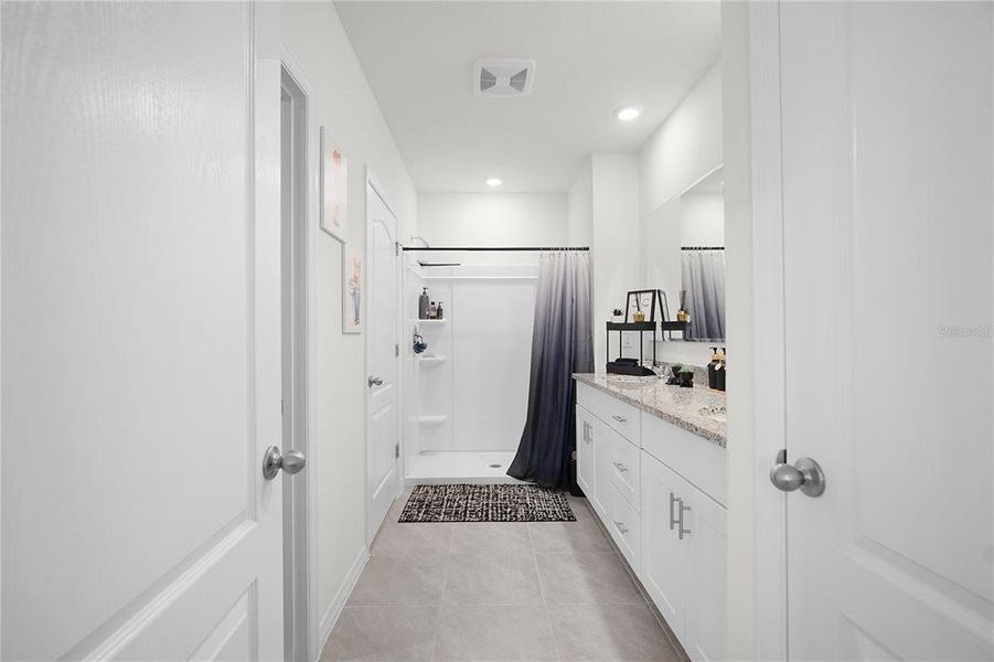 Furnished interior view inside a new home in Kindred, Kissimmee (Image 24).