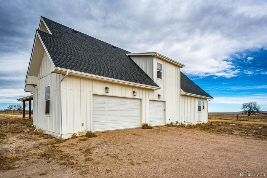 Exterior details and patio area of a home in , Peyton (Image 1).