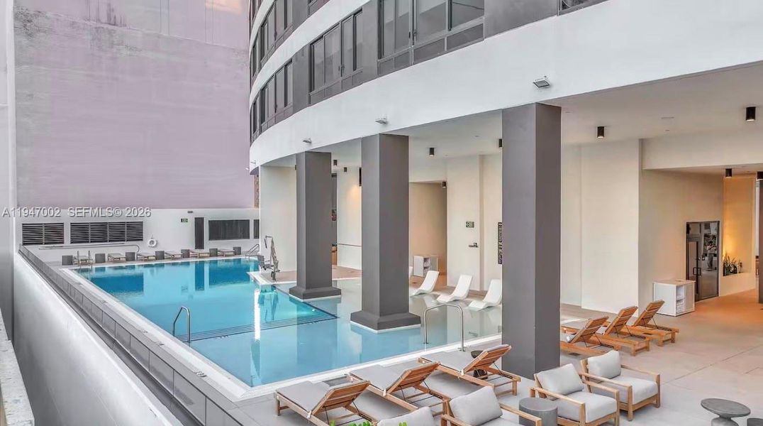 Condo located in Miami, FL showcasing its design and architecture (Image 26).