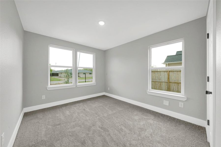 Spacious, unfurnished interior of a new home in , Houston (Image 15).