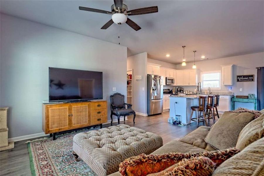Furnished interior view inside a new home in , Eastanollee (Image 14).