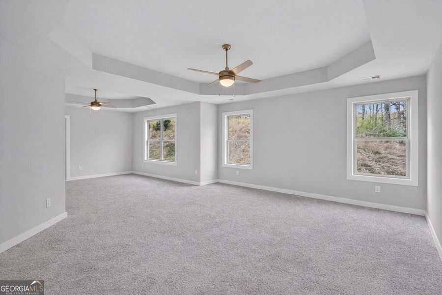Spacious, unfurnished interior of a new home in The Manor at Gainesville Township, Gainesville (Image 24).