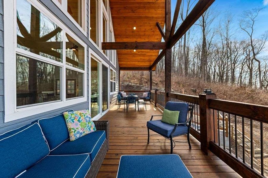 Exterior details and patio area of a home in , Talking Rock (Image 33).