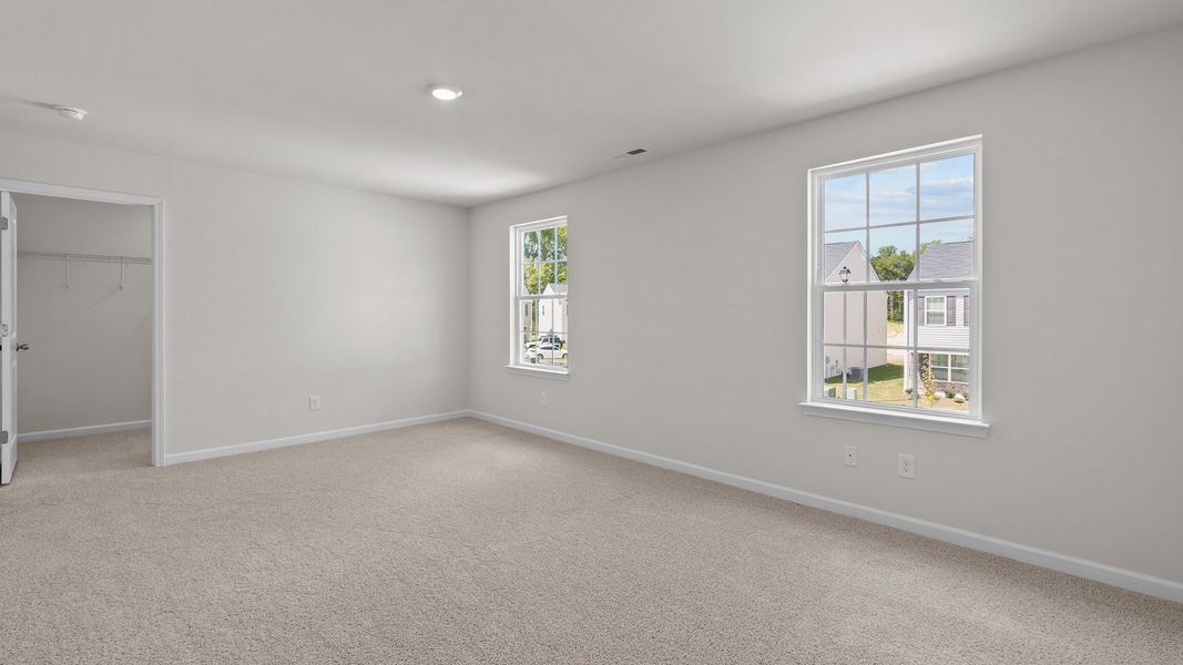 Spacious, unfurnished interior of a new home in Chandler Pointe, Rural Hall (Image 17).