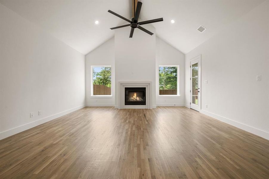 Spacious, unfurnished interior of a new home in Parks of Aledo, Aledo (Image 17). Spacious, unfurnished interior of a new home in Parks of Aledo, Aledo (Image 17).