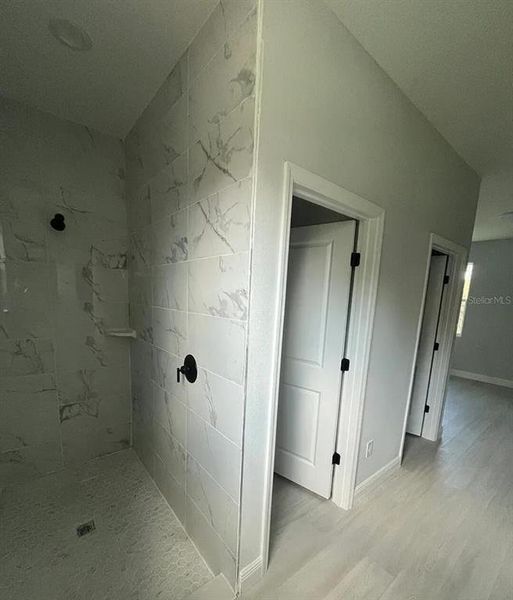 Image 10 of a home in .