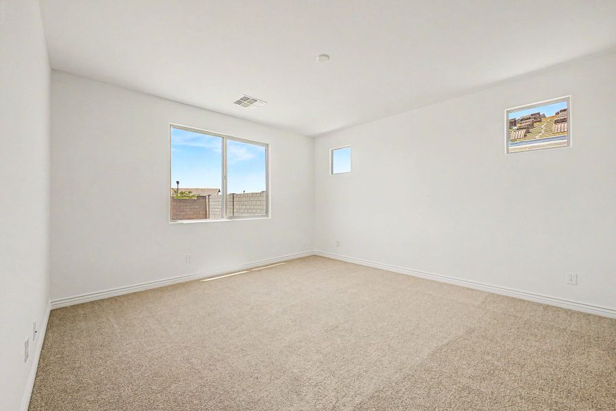 Spacious, unfurnished interior of a new home in Miravida, Surprise (Image 9).