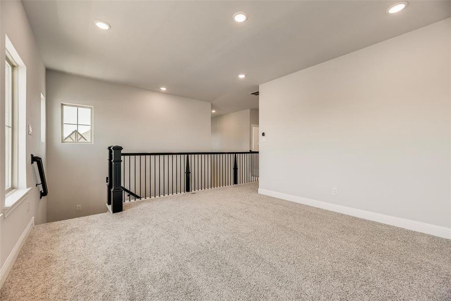 Spacious, unfurnished interior of a new home in Villages of Creekwood, Frisco (Image 12). Spacious, unfurnished interior of a new home in Villages of Creekwood, Frisco (Image 12).