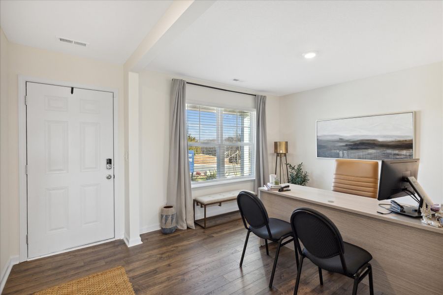 Representative furnished interior of a home built from the Penwell by D.R. Horton in Isabel Estates, Knoxville (Image 4).