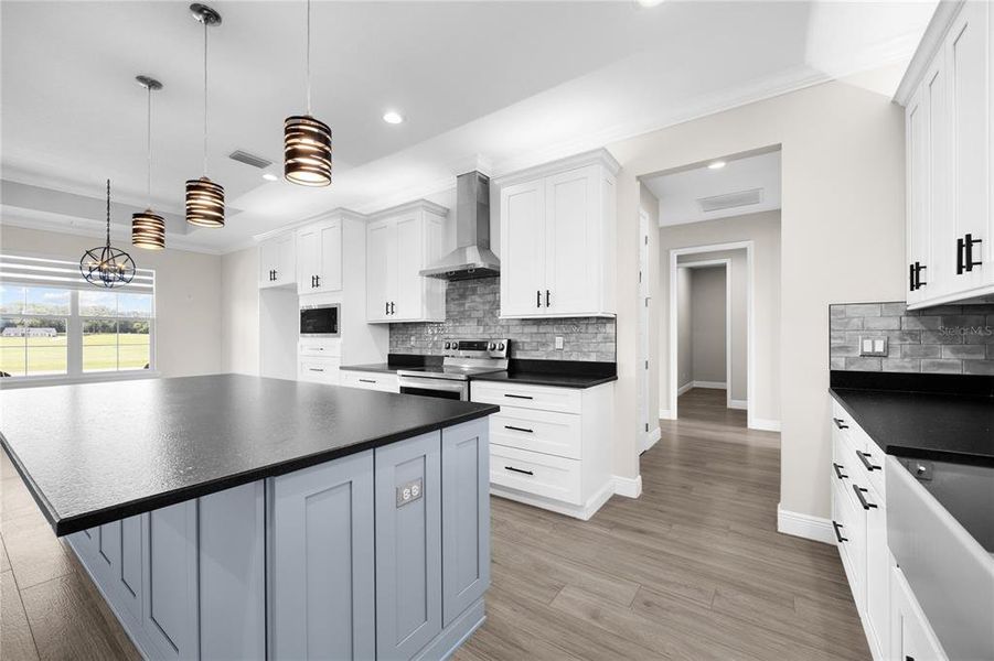 Furnished interior view inside a new home in , Ocala (Image 10).