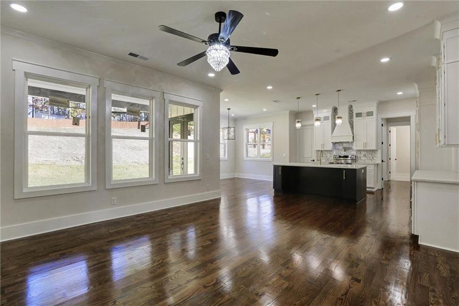 Spacious, unfurnished interior of a new home in , Snellville (Image 28). Spacious, unfurnished interior of a new home in , Snellville (Image 28).