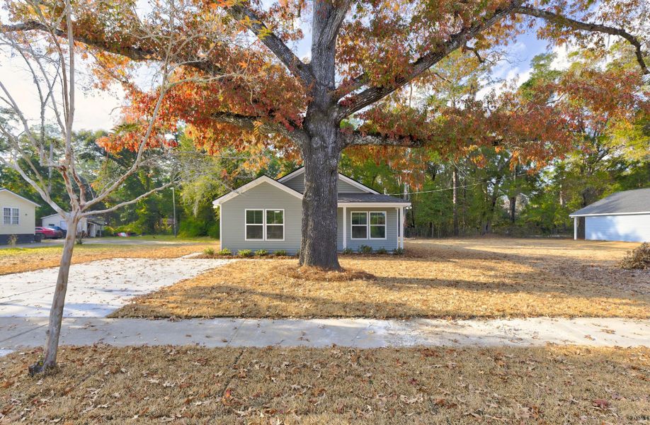 Image 41 of a home in .