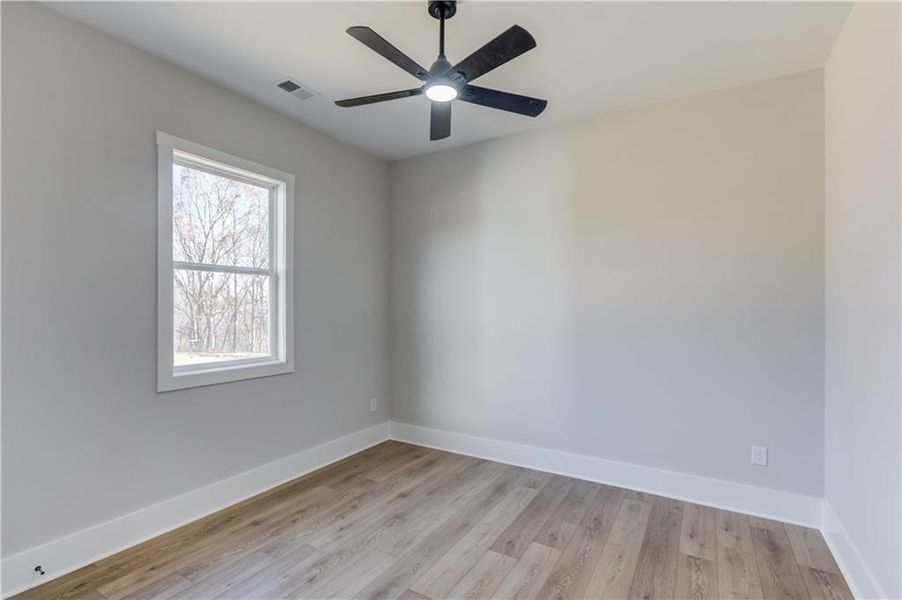 Spacious, unfurnished interior of a new home in , Jefferson (Image 48).