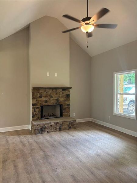 Spacious, unfurnished interior of a new home in , Covington (Image 6).