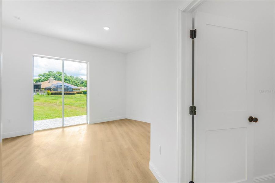 Spacious, unfurnished interior of a new home in , Apopka (Image 32).