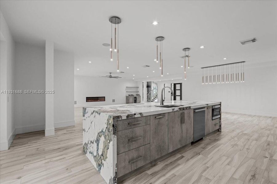 Furnished interior view inside a new home in , Naples (Image 14).