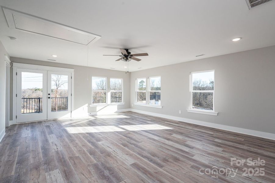 Spacious, unfurnished interior of a new home in , Denver (Image 21).