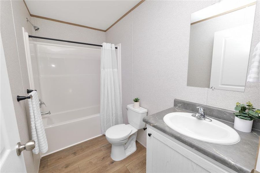 Furnished interior view inside a new home in , Lakeland (Image 17).