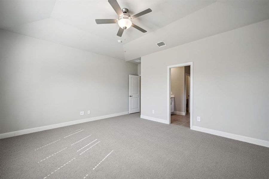 Photo is not of the actual home, but is an inspirational photo of builder’s model home and may depict options, furnishings, and/or decorator features that are not included. Photo is not of the actual home, but is an inspirational photo of builder’s model home and may depict options, furnishings, and/or decorator features that are not included.